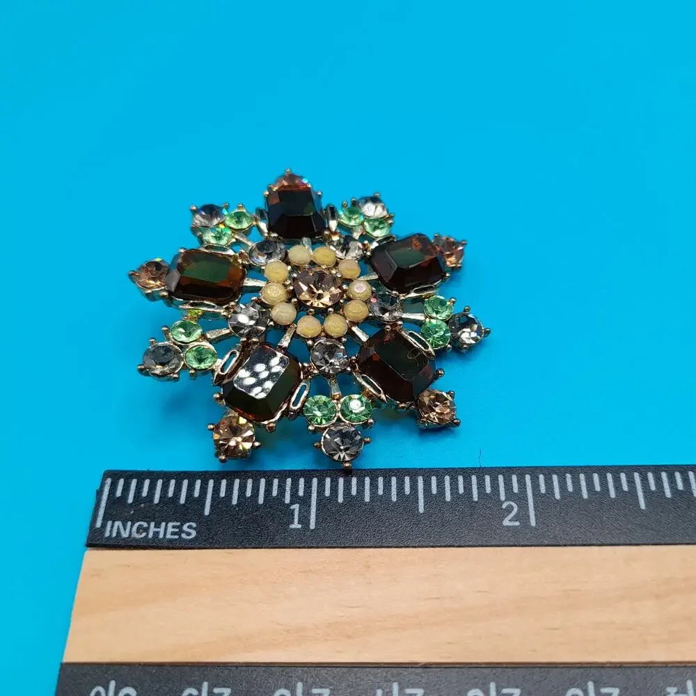 Vintage Snowflake Rhinestone Brooch, Topaz Green Rhinestones, Gold Tone